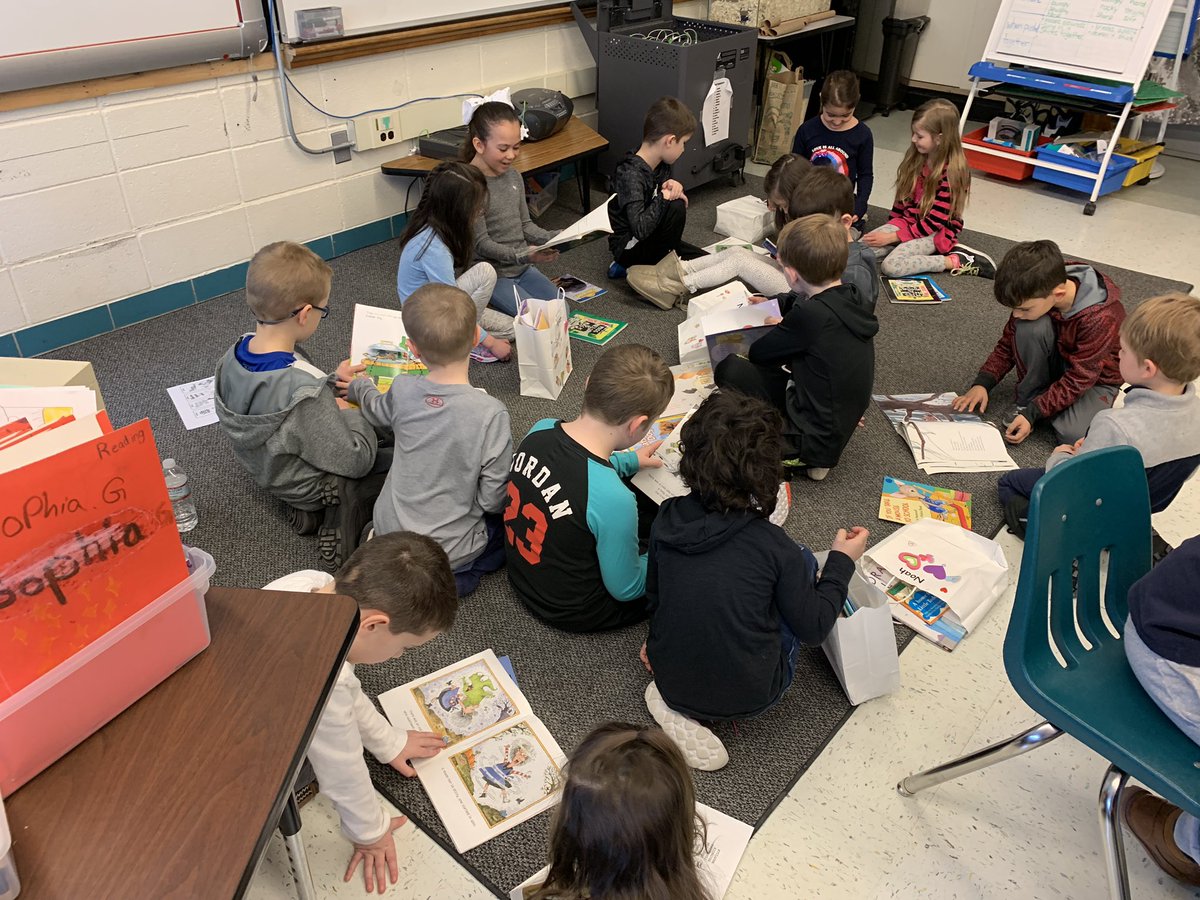 MrsParnellsKSs's tweet photo. On to stop #3... we read with Ms. Anderson’s 2nd graders! #PineGlenReads https://t.co/oaBYvpMUqm