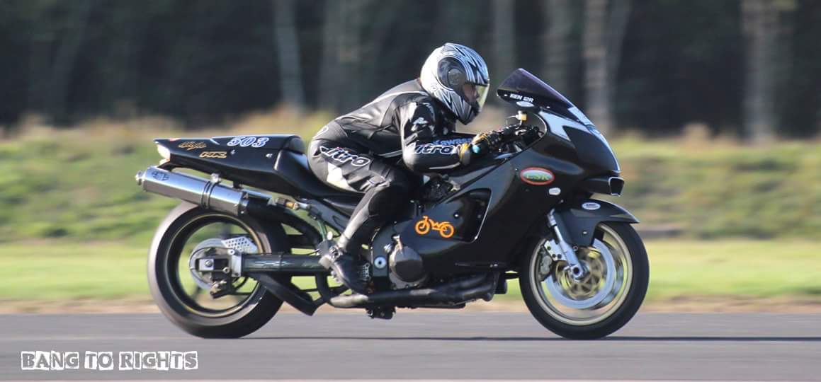 bevb1968's tweet photo. Looking forward to racing these two this season! #dragracingphotos #topspeed #topspeedmag #motorbikes #dragracinglife #bike #dragracing #speed #dragracingphotography #topspeedmagazine #motorbikeriding #motorcycle #motorbike #motorbikelife #turbo #motorbiker #dragracer #dragrace https://t.co/wJmdxWepVV
