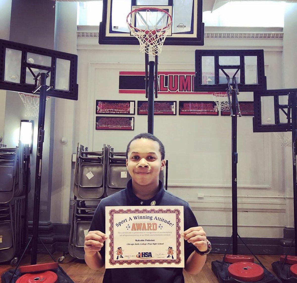 BeNobleLeague's tweet photo. Congratulations to @benoblebulls 9th Grader Malcom Pinkston for receiving the @IHSA_IL Sport A Winning Attitude Award for his works as the Bulls Prep Boys Basketball Manager!
#CompeteLearn https://t.co/i5YXN8jfo2