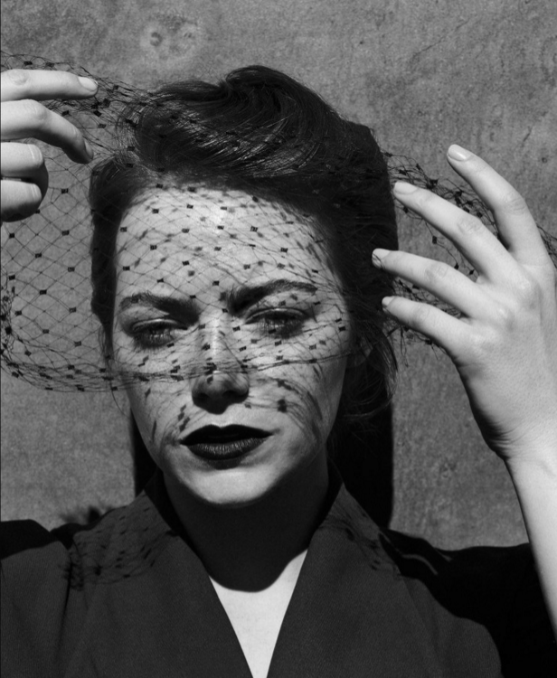 The_RedList's tweet photo. Emma Stone by Jack Davison for The New York Times Magazine, December 2016 https://t.co/K6u98zYDlD