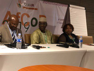 apdevde's tweet image. Lamine, the newly elected President of the AfCoP ensured members at #AfCoP19 that his Secretariat&apos;s first agenda is to move the transition forward so that AfCoP serves #Africa agenda @WorldBankAfrica, @AfDB_Group @madveemuthu,  @ACBF_Official, @_AfricanUnion, @ECA_OFFICIAL, @UNDP