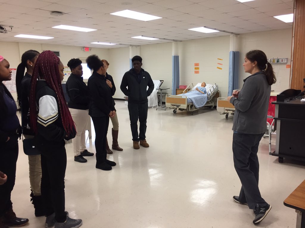 MrsLauraAnglin's tweet image. Lanett High 10th graders are exploring CTE options @chambers_tech! #communitypartnerships #careerexploration #4yearplanning