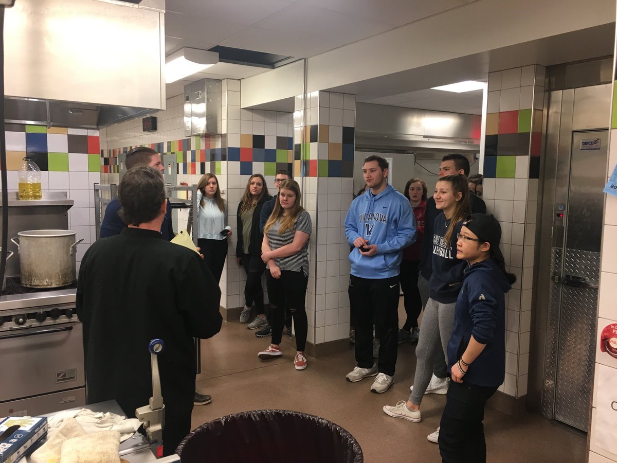 mtlhsprincipal's tweet photo. MTLSD Chef Mr Misterka    gives a great behind the scenes tour of our high school’s kitchen and food serving area to Principal’s Advisory Council members yesterday.  Also thank you to Food Service Dir. Mr Fetchko and Asst Dir. Mr Saban for meeting with us and hearing feedback. https://t.co/DLrlrsEm9P