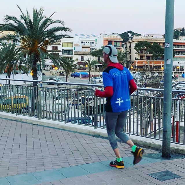 trimarkus_de's tweet photo. Kleine Hafenrunde am Abend #bckntrck #calaratjada #mallorca #bluelineperformance #teamblueline #im703kraichgau #imkraichgau https://t.co/U4XOx0G6IN https://t.co/GHSgvIuSZY