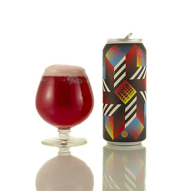 I like to drink <a href="/moderntimesbeer/">Modern Times Beer</a> whenever possible; which unfortunately in Colorado isn't enough. Sula drank as good as it looks!