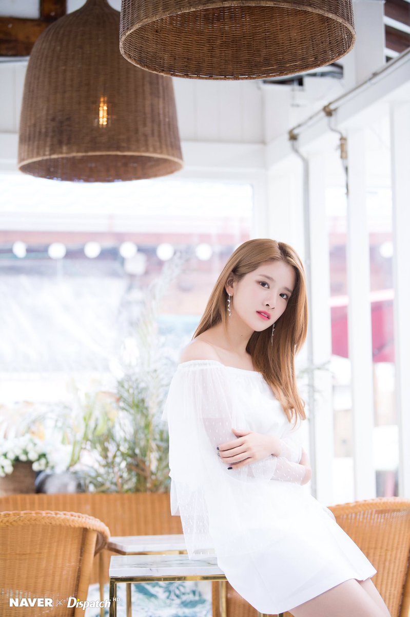 exy_s2_'s tweet photo. Exy ft. Naver X dispatch https://t.co/92kMv18aI3