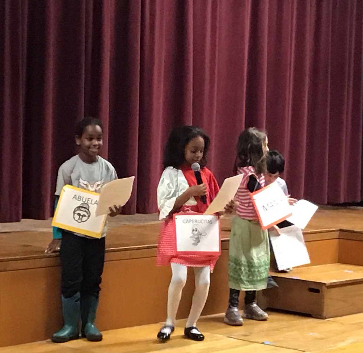 Sra. Poleski tweet media