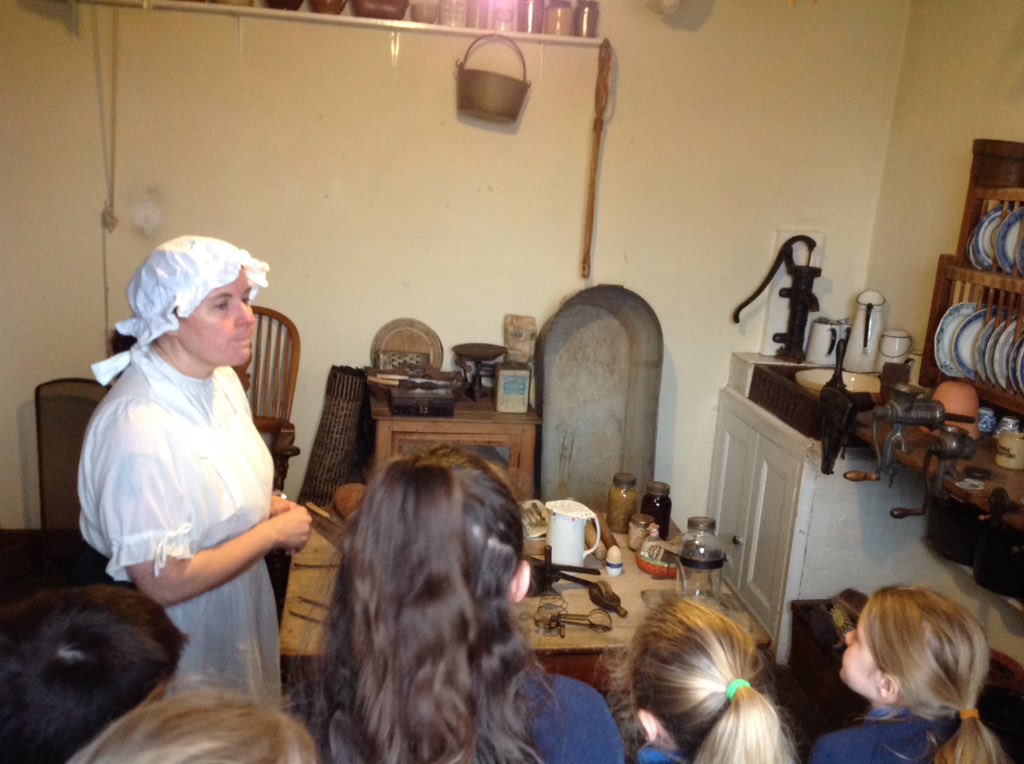 caythorpeclass4's tweet image. We went back in time at The Museum of Lincolnshire Life! #beforecomputers