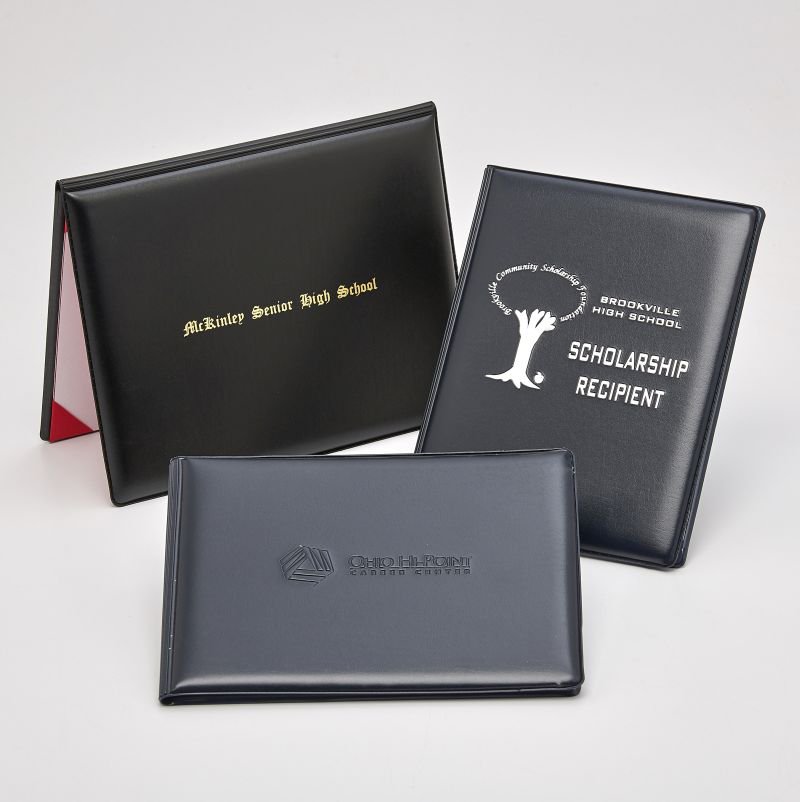 Career_Courier's tweet photo. Professional Presentation Materials by Career Courier #careercourier #madeinusa #career #resume #interview #job #jobsearch #diploma #diplomacover #professional #portfolio #marketing #branding #personalbranding #logofolder #schoolfolder #schooldiploma https://t.co/w4x63z3XXb https://t.co/J25aMCE8C8