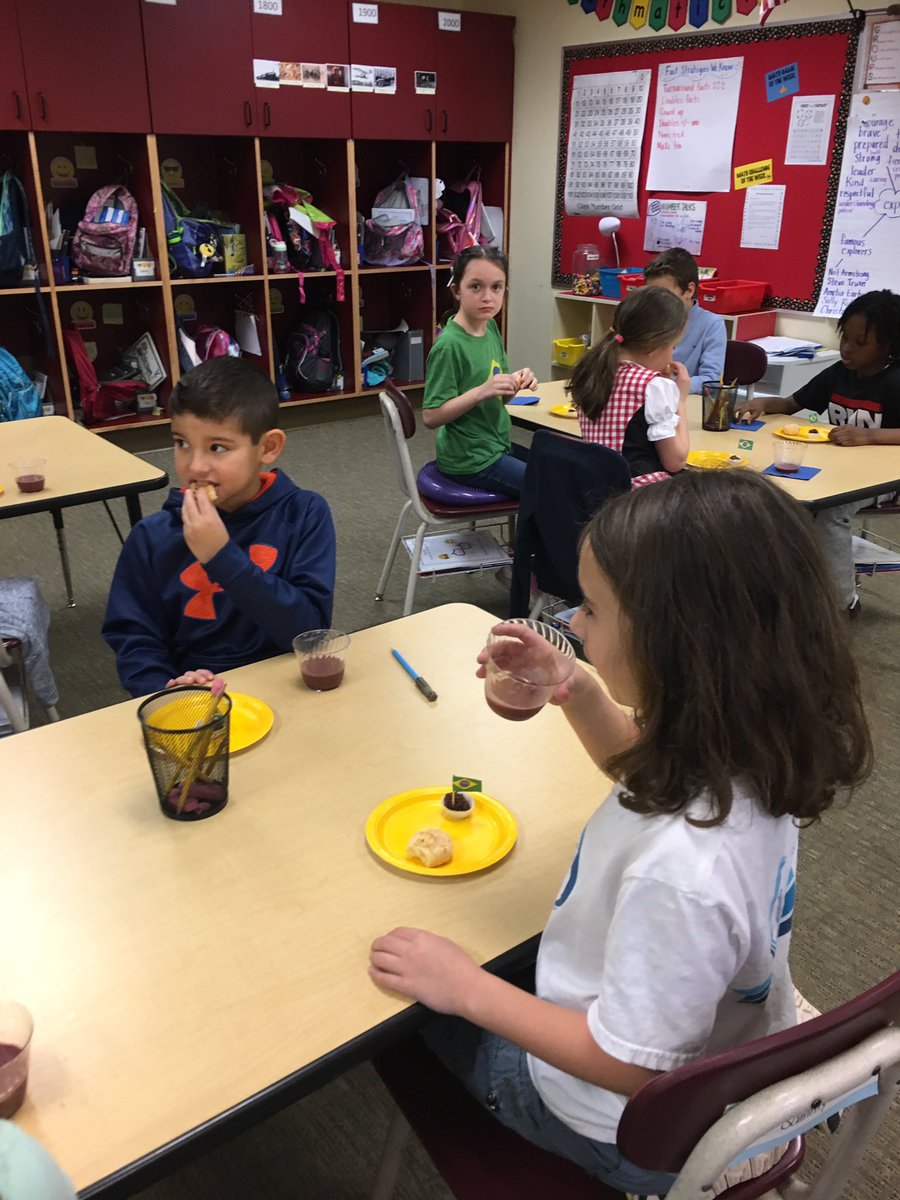 SecondSteinberg's tweet photo. Learning about Brazil 🇧🇷 and trying some delicious treats! #TrinityLearns #TrinityCOC https://t.co/3SsAgh7LRQ