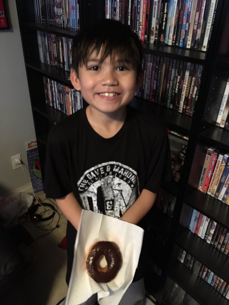 nkmystr's tweet image. Peter Jack Daniels says “Thank you for the shirt &amp;amp; donut @itsthesylvia..!” 
#ListenerAppreciationWeek 
@Ian_E_Radio @A_blah_J_blah