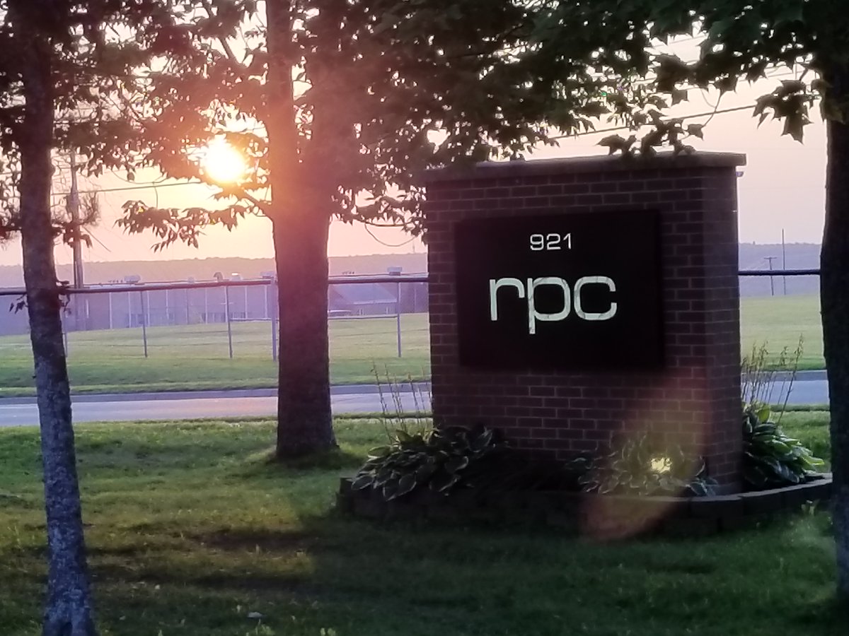NB_RPC's tweet photo. Thank you to @NB_RPC employees who work hard every day, are committed to quality and customer service, give back to their community and respect one another.  We appreciate all you do.  Your efforts are why we are successful.  #EmployeeAppreciationDay https://t.co/p99DhBsreK