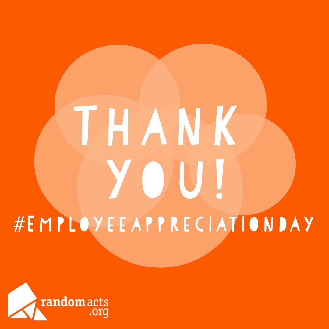 RandomActsOrg's tweet photo. On #EmployeeAppreciationDay be even kinder to those that work for, or under you! Maybe you can start the weekend a little early, bring in treats, or just let them know how much you appreciate their hard work. 💙🧡 https://t.co/bRsTUwmGhu