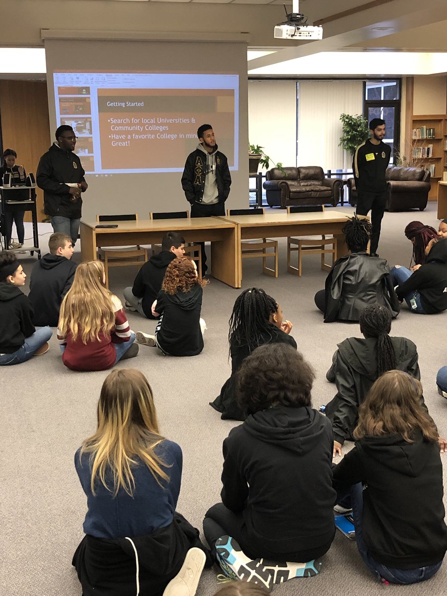 DELTAMUALPHAS's tweet image. Bros. Strong, Khan, and Dia visited Truesdell Middle School this morning to talk to an amazing group of 8th Graders about the importance of #GoToHighSchoolGoToCollege. The brothers also got to share some fraternal history, black history and do a stroll performance. #ΑΦΑ #DeltaMu