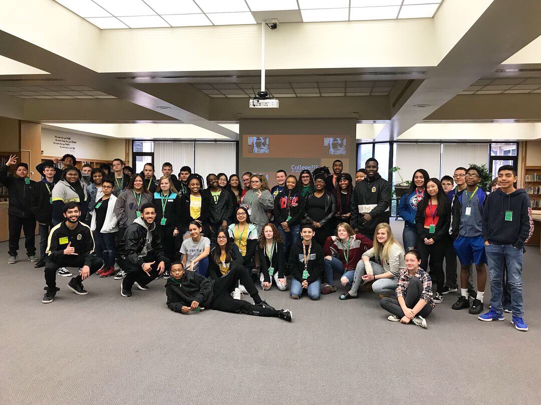 DELTAMUALPHAS's tweet image. Bros. Strong, Khan, and Dia visited Truesdell Middle School this morning to talk to an amazing group of 8th Graders about the importance of #GoToHighSchoolGoToCollege. The brothers also got to share some fraternal history, black history and do a stroll performance. #ΑΦΑ #DeltaMu