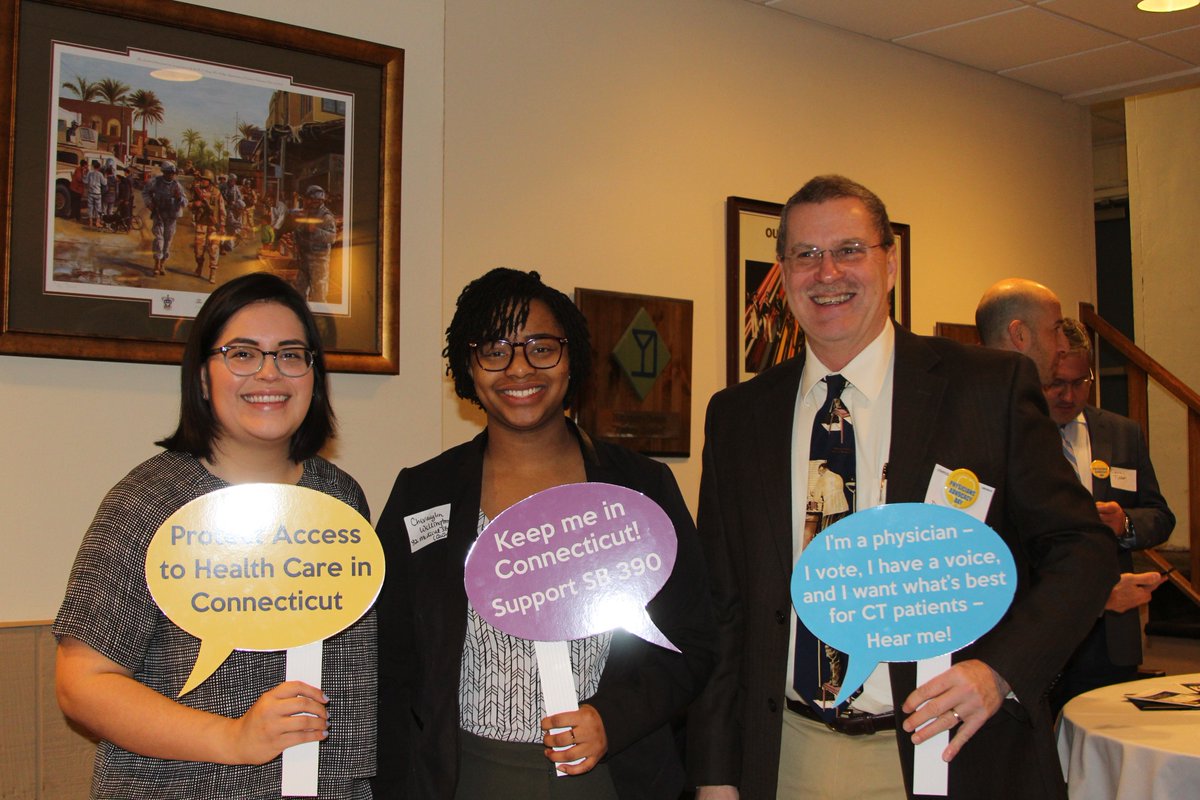CSMSNews's tweet photo. This morning gave our members a chance to meet with legislators to discuss issues that are impacting patient care and the practice of medicine in CT, including proposed #HPV #vaccine legislation, as Hannah Rosenblum, MD did with Rep. Blake Demicco. @CTHouseDems #CTDocs https://t.co/UtRZLc6L2o