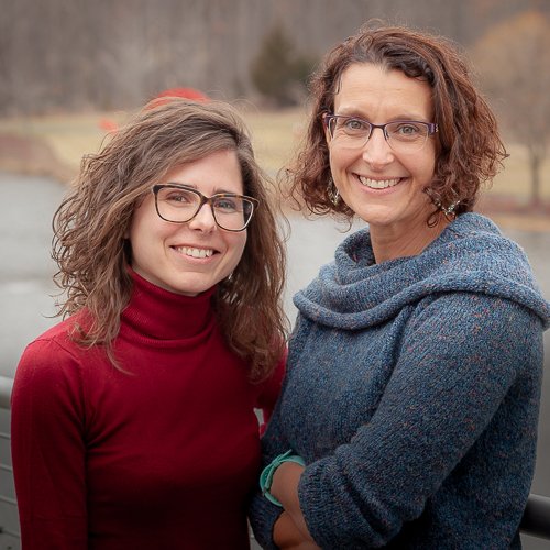 AICjanelia's tweet image. We are excited to welcome Meredith Calvert and Ana Silva @AnaCata08293006 from the UCSF Gladstone Institute @Imaging_GHLMC . Looking forward to doing some exciting #science on the #SiMView! #Janelia