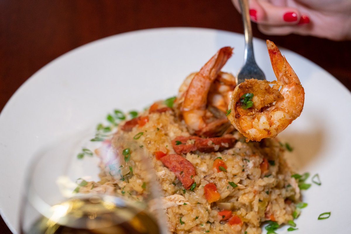 stanfordkitchen's tweet photo. Food tastes better when it's made by hand - which is why we're proud to serve food that is made from scratch. https://t.co/eC90qbYGa1