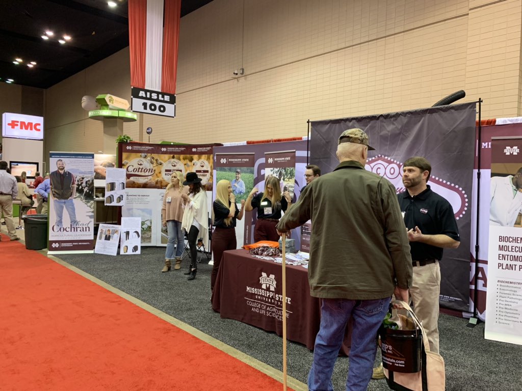 TCALP_MS's tweet photo. If you’re at the #MidSouthFarmGinShow, come visit with me at the @MSU_AG booth in ballroom B or at our booth in the promenade! I’d love to answer your questions about #TCALP Class 2 opportunities! @MSUExtService #AgLead https://t.co/4kCQxjPy7P