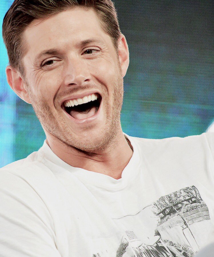 Happy birthday king jensen ackles! i love you 