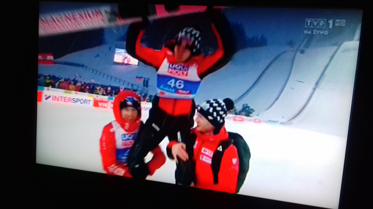 Madzia__B's tweet photo. Impossible is nothing!! #Kubacki #mistrz #Stoch #vicemistrz #GoPoland #teamPoland #skijumpingfamily #Seefeld2019 https://t.co/ldVrRkTUt6