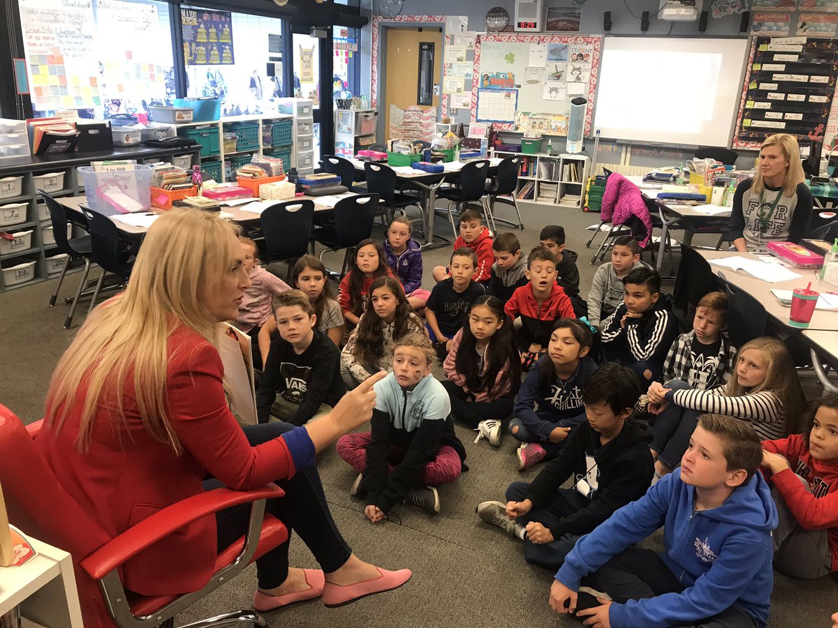 HopkinsonHusky's tweet photo. A huge thank you to our Assistant Superintendent, Mrs. Reed, for reading to our Huskies! 🐾 https://t.co/NiZmE1P1zK
