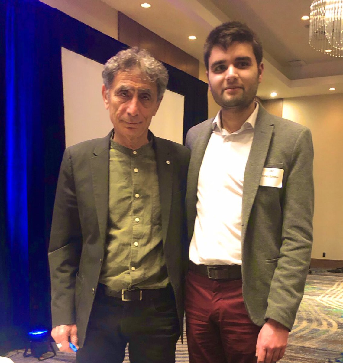 banthiav's tweet photo. #Vancouver-ites, given the severity of the epidemic here, have an added responsibility to better understand addictions and overdoses. It was an honour to meet @DrGaborMate last night, whose writing pushed me to get involved with @vancouverops. Thanks @alumniubc #ubcmmmc. #vanpoli https://t.co/scMI34t5pz