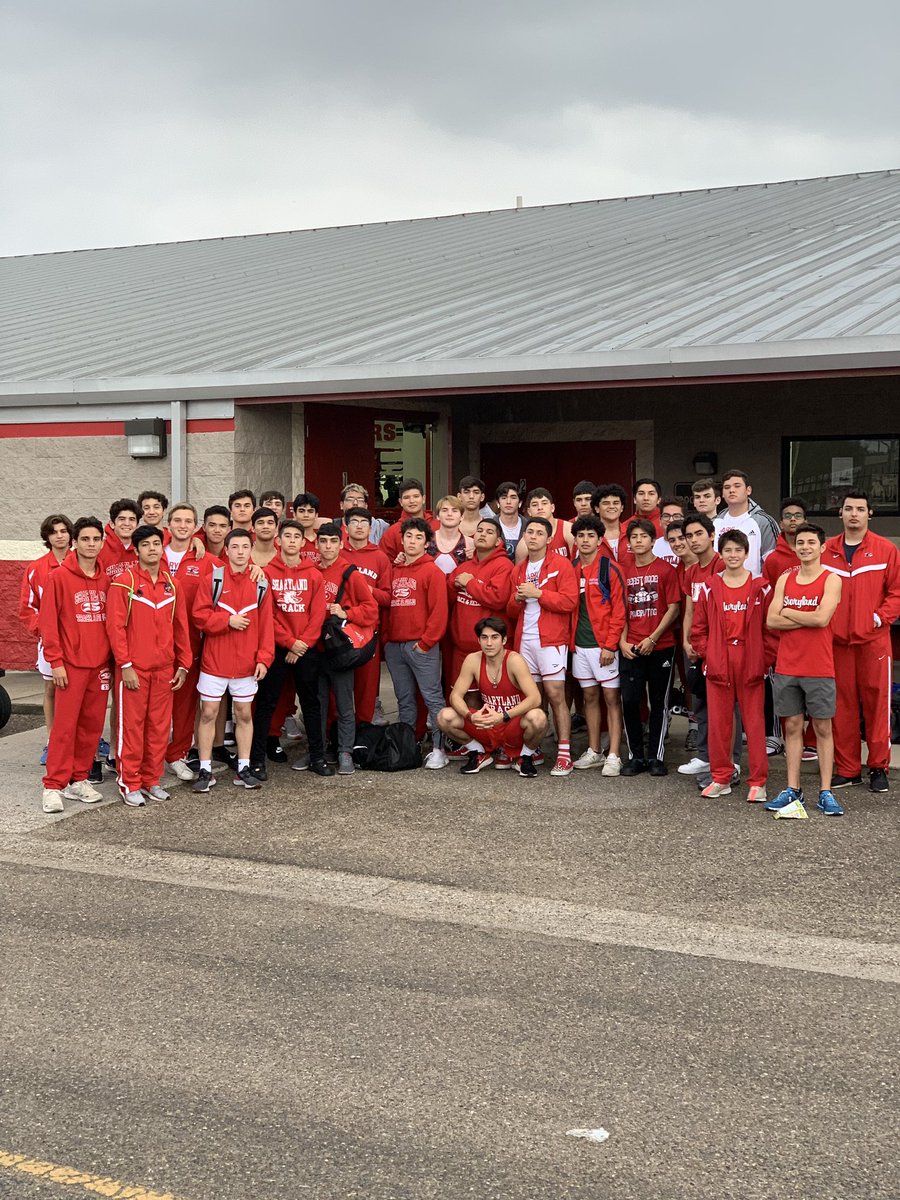 SharylandTrack's tweet photo. 9th / JV Team picture from last night! Great job last night! Work hard, stay humble! #RattlerPride #RunSHS #JumpSHS #ThrowSHS #WeAreSHS https://t.co/scWDq7uYHQ