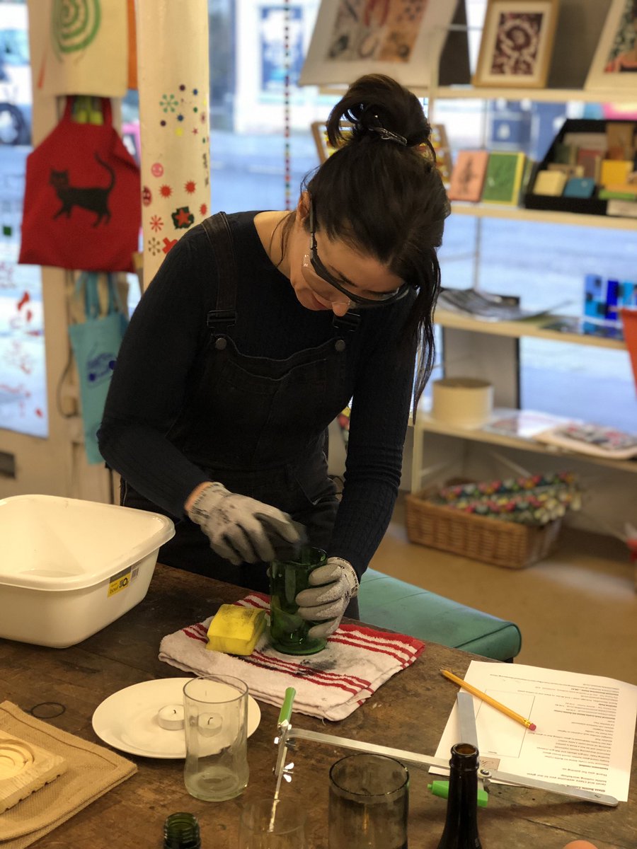 FancyTatCrafts's tweet photo. We have added two dates in April to our workshop calendar!! Yay! π€©π₯³
'Glass Bottle Cutting for Beginners'
Sat 6th Apr - 12:30-15:30
Tues 16th Apr - 16:00-19:00
Tickets and details are available via our website! πhttps://t.co/SP3jCqmJxU #fancytat #upcycledhour #craftcourses https://t.co/GcQaEgG8fk