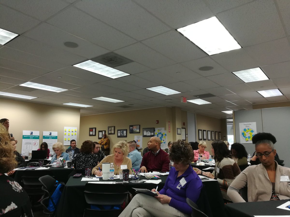 preciado_sandra's tweet photo. Thank you @goodwillhouston @palmettogoodwil and @esgwnrm for sharing your best practices and ideas to make #GoodPaths a successful tool in Mission Integration. Thank you @goodwillhouston for hosting us and the amazing southern hospitality @GoodwillIntl #careerpathways #retail https://t.co/hXVUzOuN3v