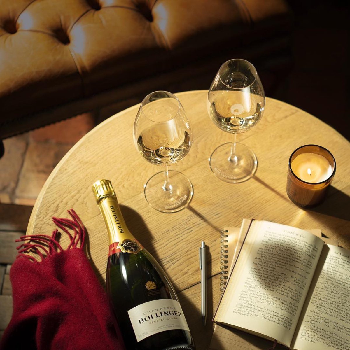JHSWineCo's tweet photo. How to poperly start the evening.

#lifecanbeperfect #bollinger #champagne #champagnebollinger #specialcuvee RG: @champagne_bollinger #jhswine https://t.co/Gn5fyituZL