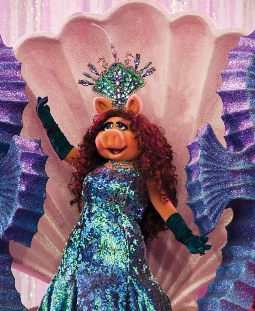 Twitter 上的miss Piggy There S Nothing More Important Than A Grand Entrance Moi Emerging From A Clam Shell While Dressed As A Mermaid And Flanked By Seahorses Was My Entrance To Brunch Last Weekend