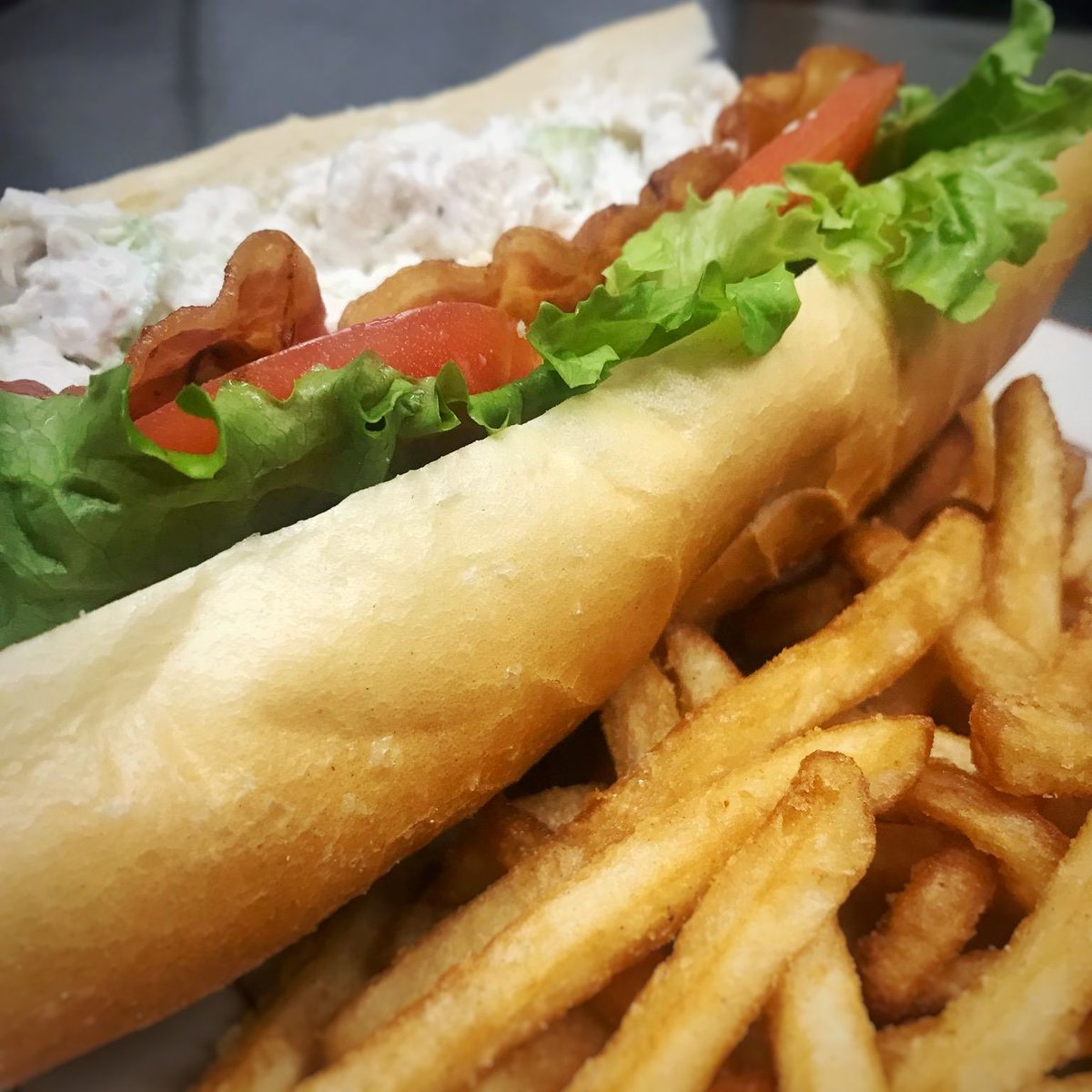 🐔Chicken salad sandwich special! Our specials change bi-weekly, so come check out what has changed on Fridays ☘️🤤 
#food #foodporn #love #foodie #amazing #yummy #delicious #bestoftheday #foodpic