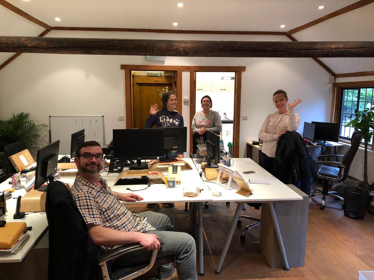 What a great team.... moving offices on a Friday #ifcarlsbergmadeemployees #EmployeeAppreciationDay