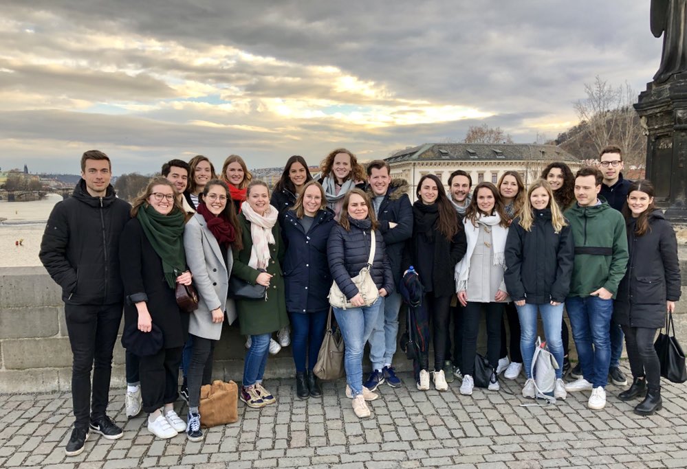 Communication Management Klassenfahrt! #Abschlussfahrt 
Digitale Postkarte aus Prag für 
<a href="/zerfass/">Ansgar Zerfass</a> <a href="/cphoffmann/">Christian Pieter Hoffmann</a> <a href="/AGodulla/">Alexander Godulla</a>