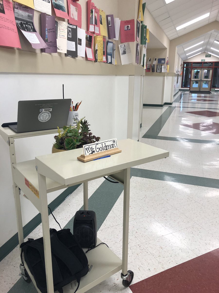 SueGoldman4's tweet photo. 15 subs on campus? No problem!
#parkintheHallway https://t.co/3LT4AMBUBY