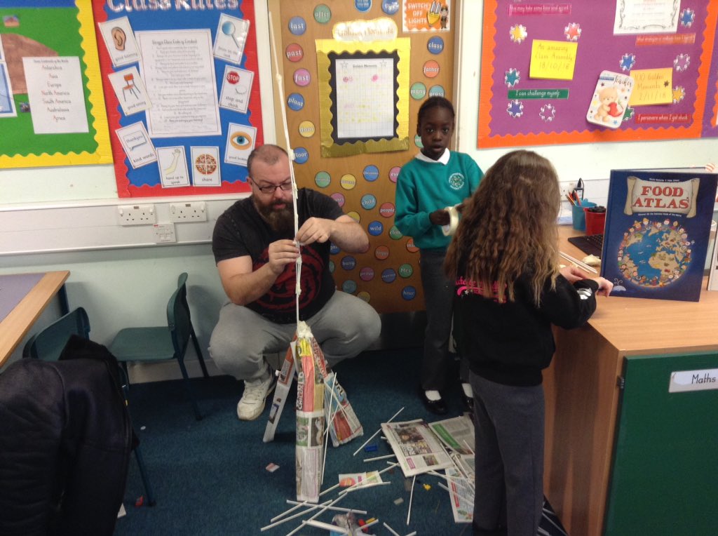 INISYear2's tweet photo. Building towers needs great teamwork! โญ๏ธ #menbehavingdadly https://t.co/vPZgexCEJo