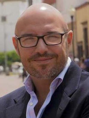 ZonaFrancaMX's tweet photo. #Opinión | Te invitamos a leer la #columna de nuestro colaborador @eric_bolivar: Con los pies por delante

Entra aquí➡️ https://t.co/hKMTDvjowf https://t.co/EuexC0805Q