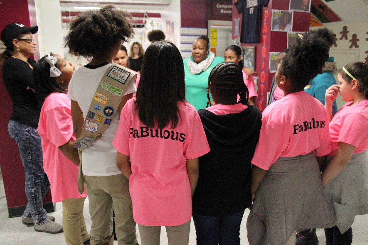 UrbanEdgeBoston's tweet photo. Dorchester Girl Scouts made it to the website of Girls Scouts of eastern Massachusetts for serving and giving back to our community residents and community. Congrats to these young ladies! #CommunityEngagement #commuityfirst https://t.co/XelrK5yNLf