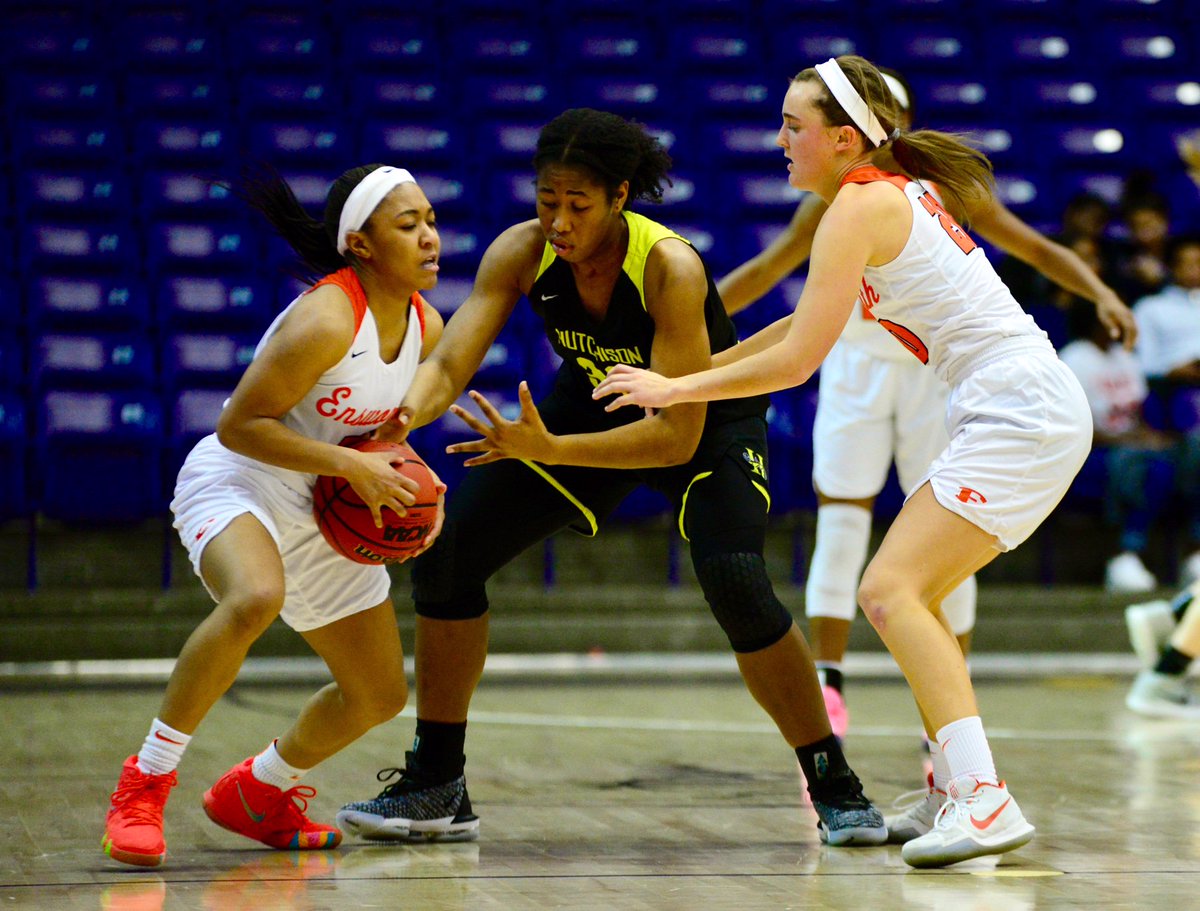 Ensworth's tweet photo. There's something palpable happening on that court... strong individuals weave together to work as a united team; witness it for yourself and support them at the state championship game tomorrow! Ens v. BA @ 12:00 p.m. in Lipscomb's Allen Arena. $12 per ticket. #Allin4Athletics https://t.co/GSTIoolbKC