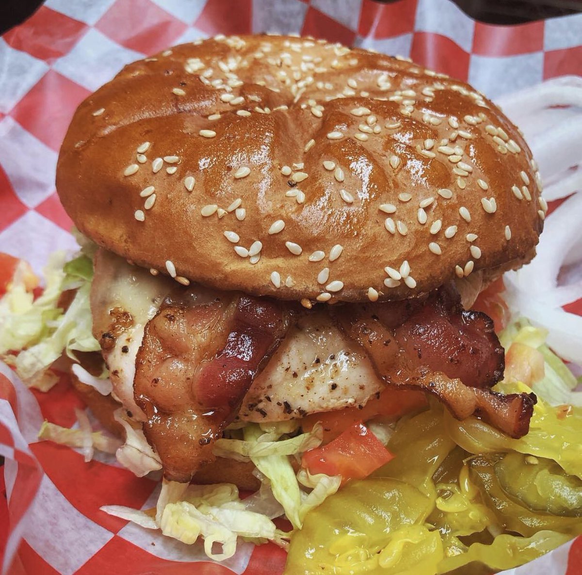filesburgers's tweet photo. TGIF! π
Visit us today for a delicious burger! ππ
#filesburgers #saburgerweek #alamocityvibes #localeats #satxeats https://t.co/QJPaZPCZO2