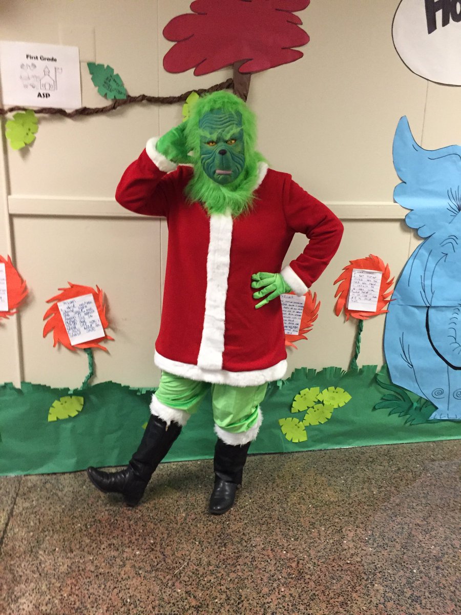 ⁦<a href="/Comptoncubs/">Compton Elementary</a>⁩