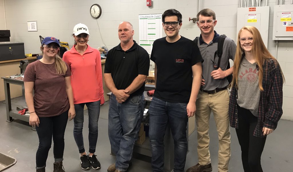 TeamSpaceCam1's tweet photo. We are having a great time today machining our tool with machinist Rob! #MicrogNExT #BamaEngineering https://t.co/Fp1dcSr5ze