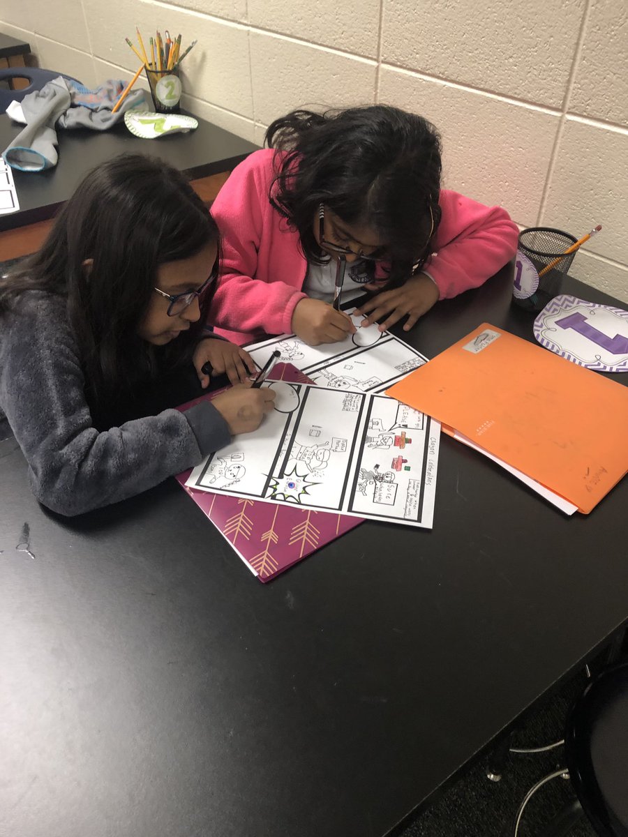 CreevyLRT's tweet photo. Our Hoover 3rd graders are LOVING Comic Book Club! https://t.co/wplFLK8y27