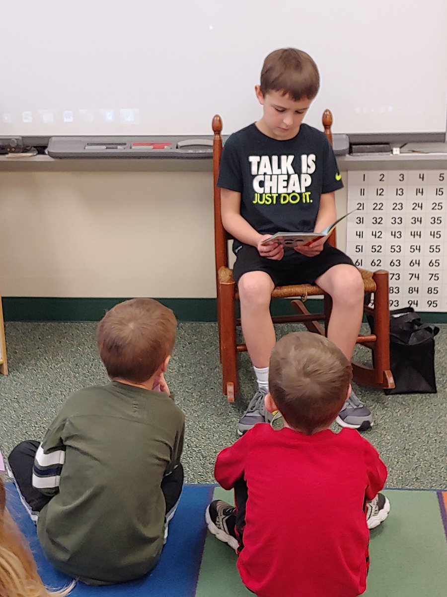 We love having our big friends come read to us!  Thank you Peyton!