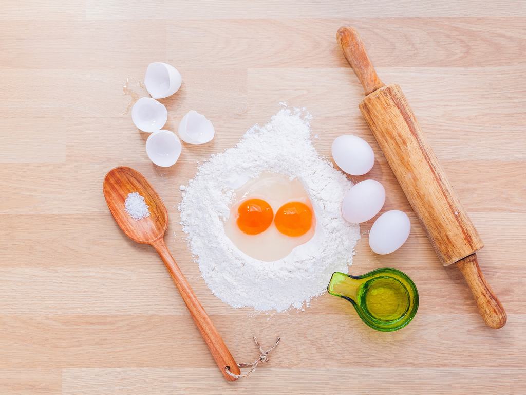 vero4travel's tweet photo. La cocina típica y tradicional valenciana es muy variada, tanto en sus recetas saladas como dulces especialmente en Semana Santa. A continuación @c_valenciana os muestra alguno de los dulces más característicos. https://t.co/ddde05ax5u #MediterráneoEnVivo https://t.co/Y9JiGDVjDT