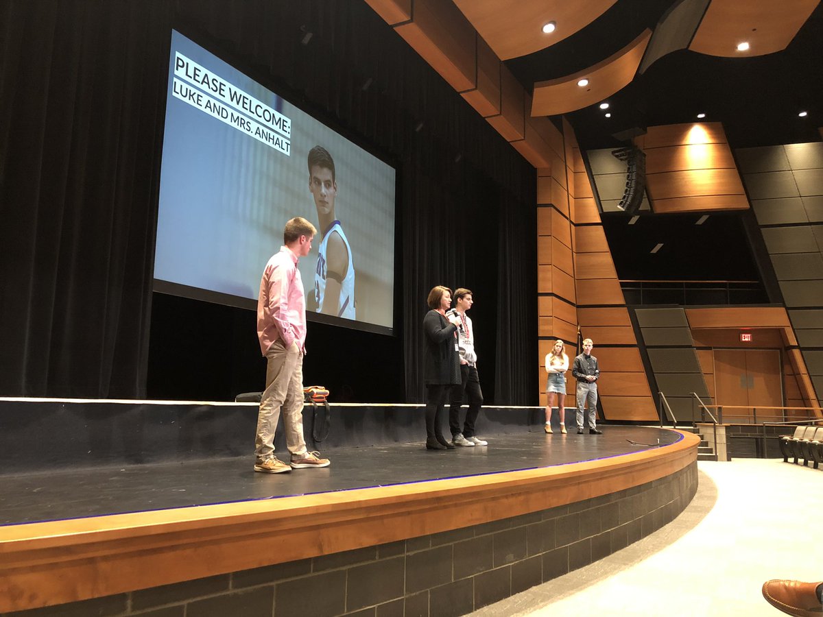 JohnRoh1's tweet photo. UGive Finals for HHS Leadership. Powerful stories from 3 outstanding nonprofit organizations, Wes Leonard Heart, Sacred Beginnings and Shields of Hope. https://t.co/UQFfSclabD