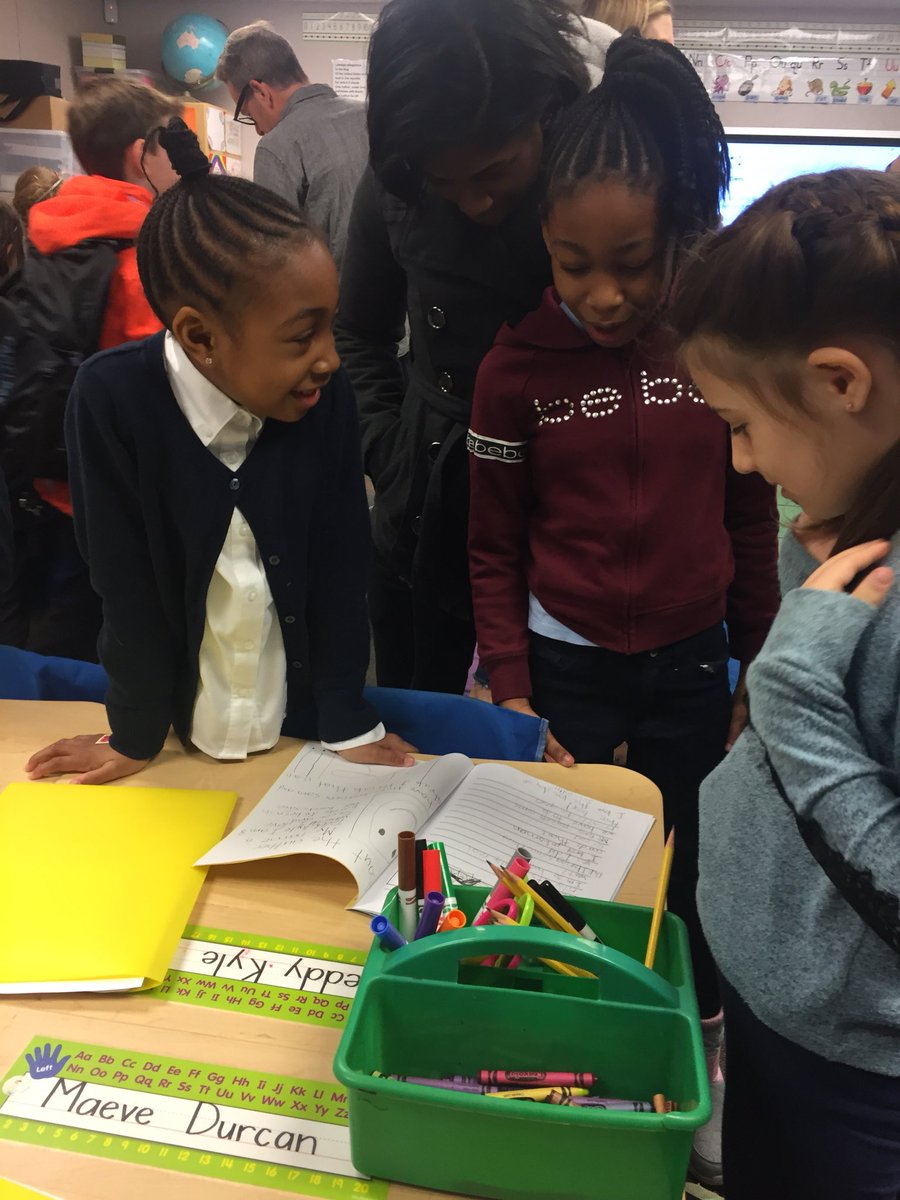 Maury2ndGrade's tweet photo. Our Poetry Publishing Party was a huge success! Great job 2nd grade poets!! Thank you Dr. Alexander for joining us! @MauryElementary @dcpublicschools 📝😍🎉 https://t.co/IKLaE4tIwZ