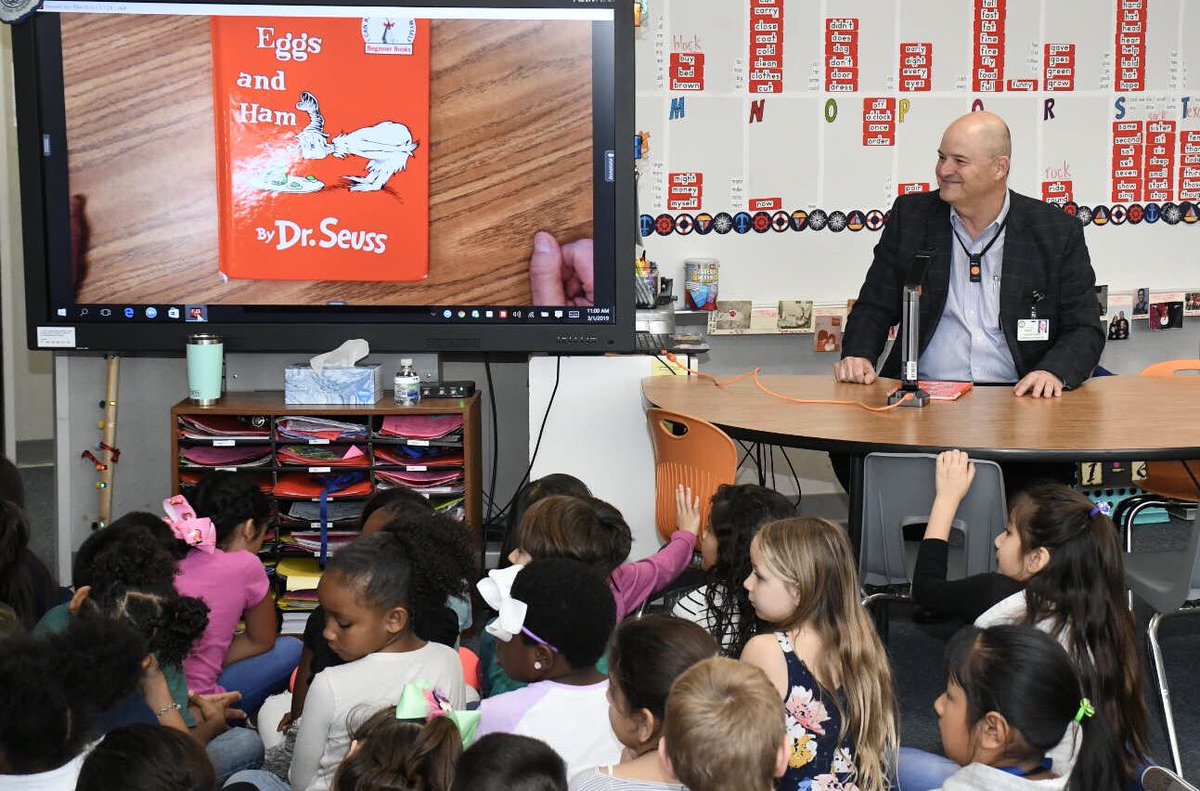 CyFairJoel's tweet photo. .@KirkElementary students enjoyed being read βGreen Eggs and Hamβ by Dr. Henry today. They dedicated another Dr. Seuss book in his name, βOh the Places Youβll Go,β that will go in the library. Student Henry got to meet Dr. Henry! #ReadAcrossAmerica https://t.co/aijKDaCUcP
