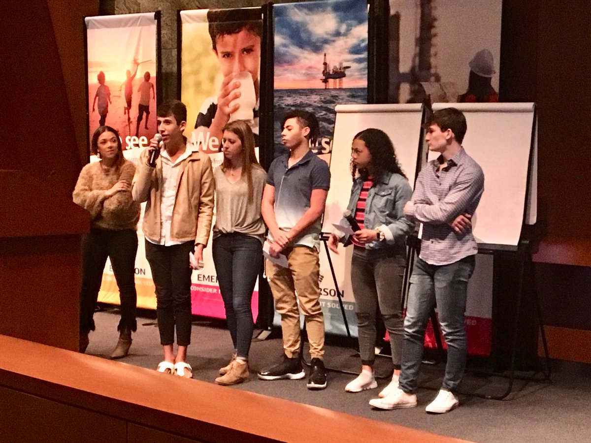 THSASchulte's tweet image. Presentation went great! Proud to have these students representing Timberland💚💙 #G2Cplus